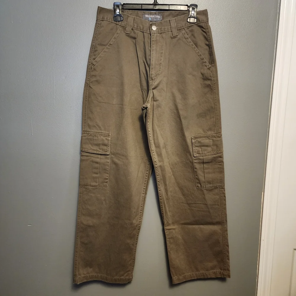 VTG 90's Levi's Silvertab tan cargo pants size 31x30 - Picture 1 of 12